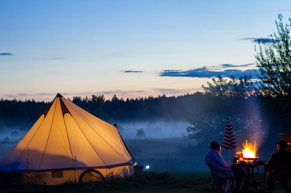 Upptäck lyxen av glamping i Sverige